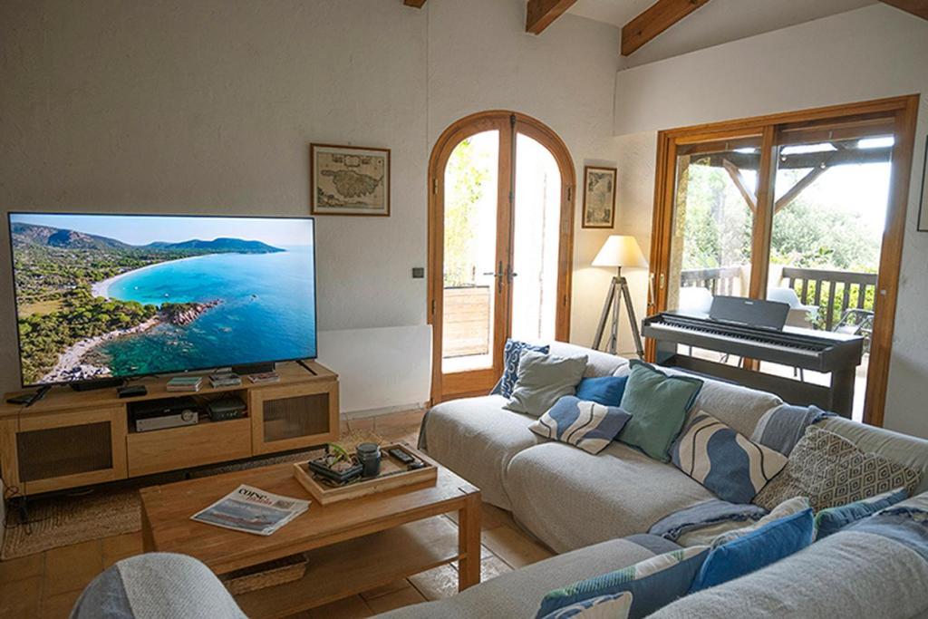 Grande Villa, Corse du Sud, Domaine privé de Cala Rossa Porto-Vecchio  Extérieur photo